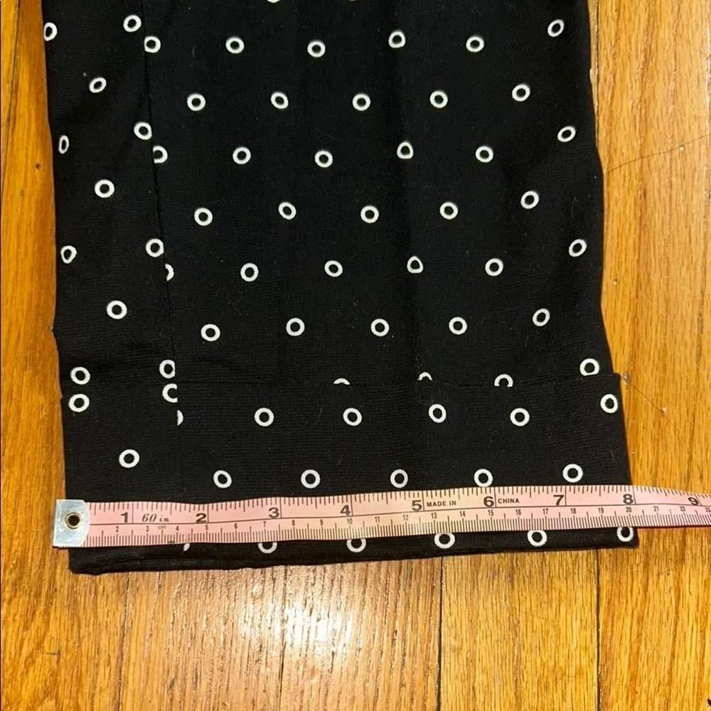 2x15 Rafaella Black and White Polka Dot Capris
